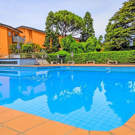 Appartamento Peschiera Пескиера дел Гарда Екстериор снимка