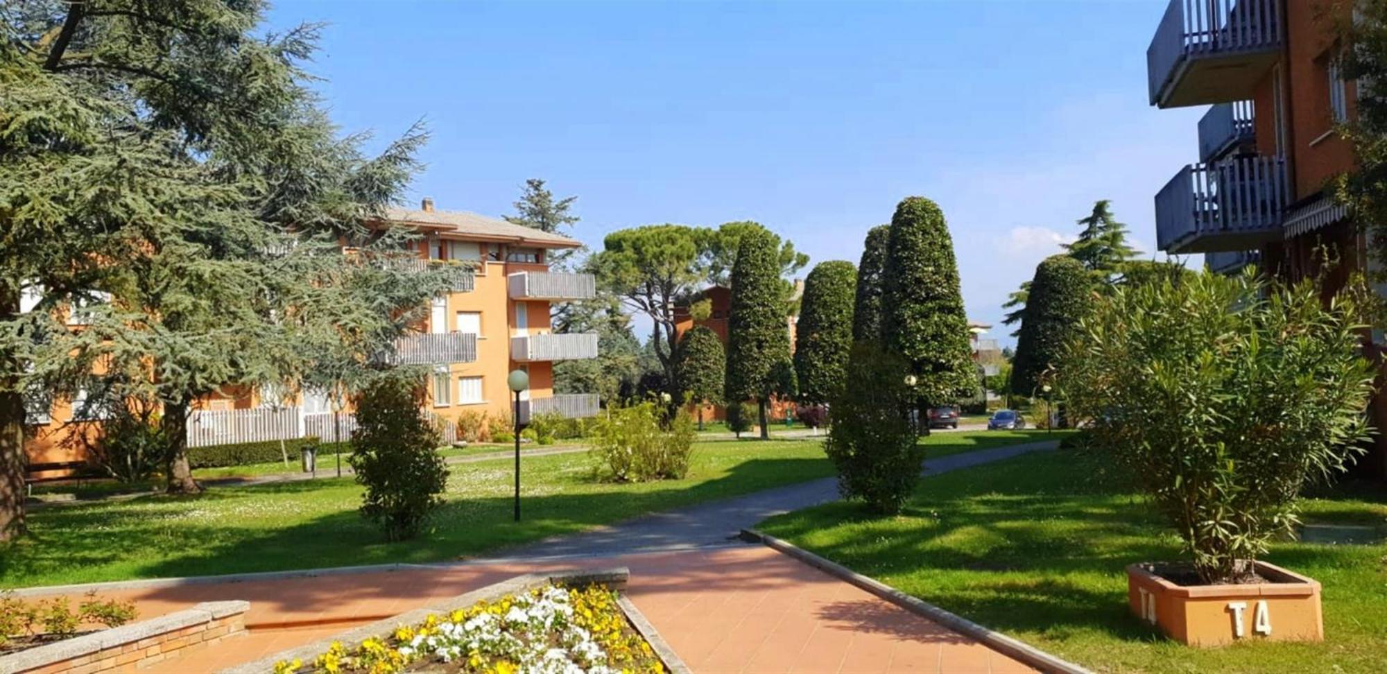 Appartamento Peschiera Пескиера дел Гарда Екстериор снимка